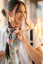 Load image into Gallery viewer, BLACKPINK FLORAL